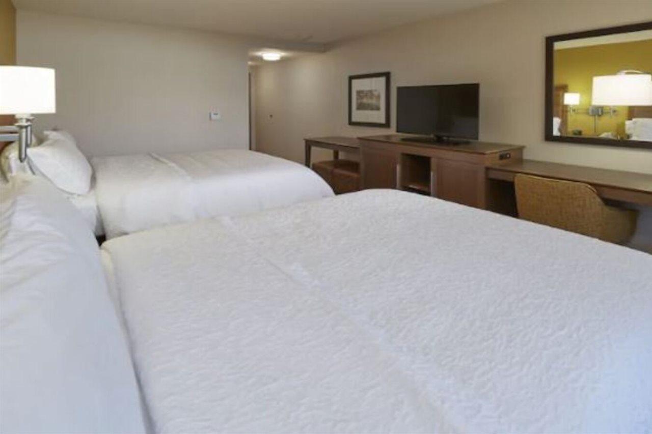 Hampton Inn & Suites Hood River Exterior photo